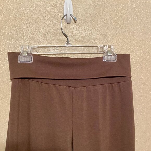 ROAM New York Women's Pants Brown Knit Foldover Waist Stretch Size (M) - Picture 3 of 5